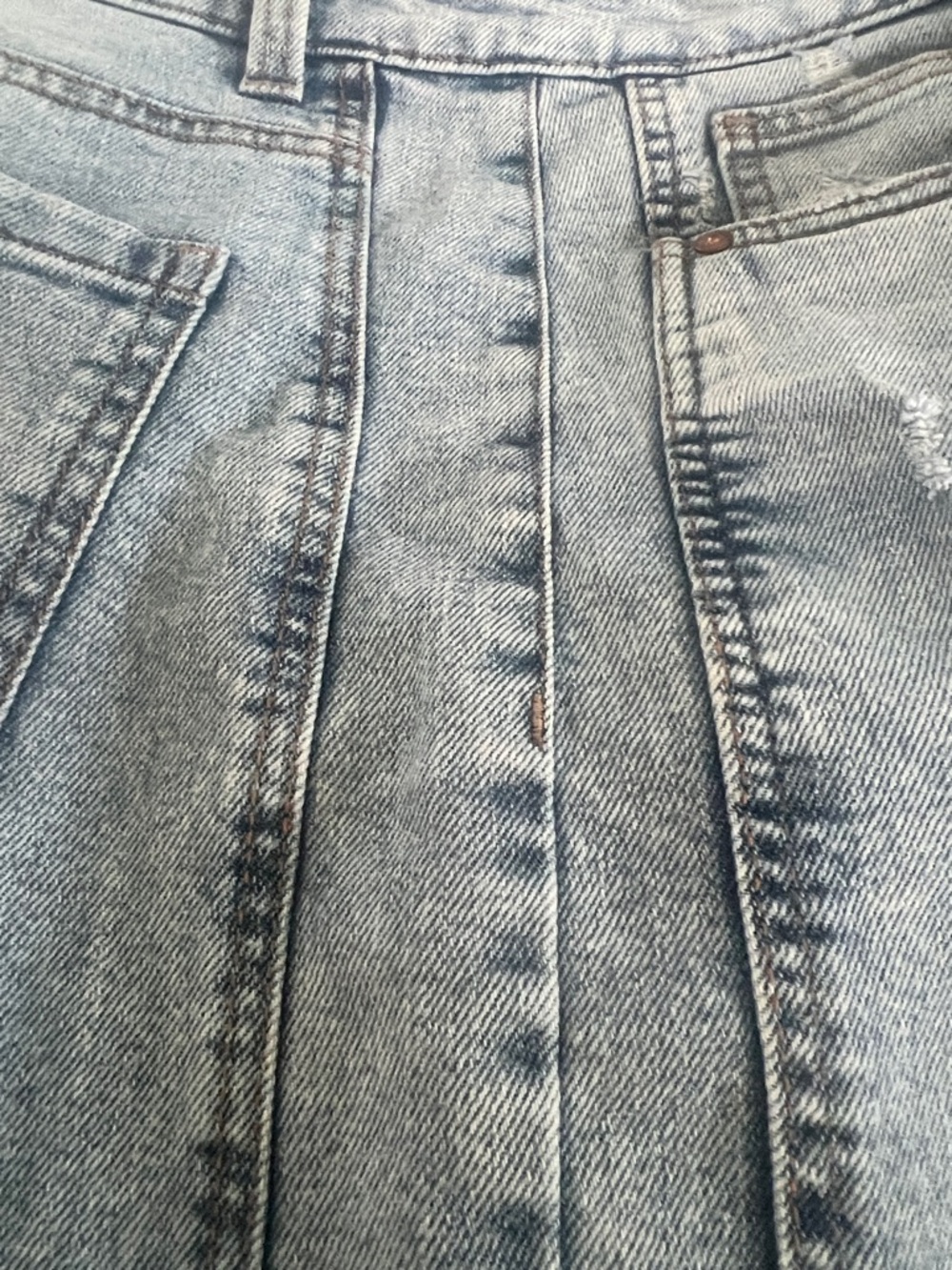 BCBGeneration - BARREL LEG Light Blue Boyfriend Jeans 👖 frayed hem - Picture 8 of 11